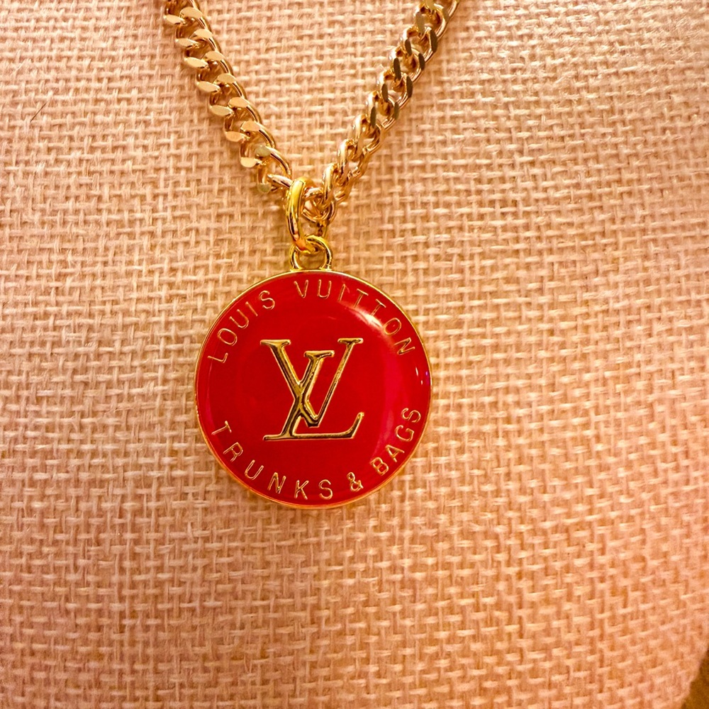 Louis Vuitton Gold Chain Necklace with Red Enamel LV Medallion - Picture 2 of 4
